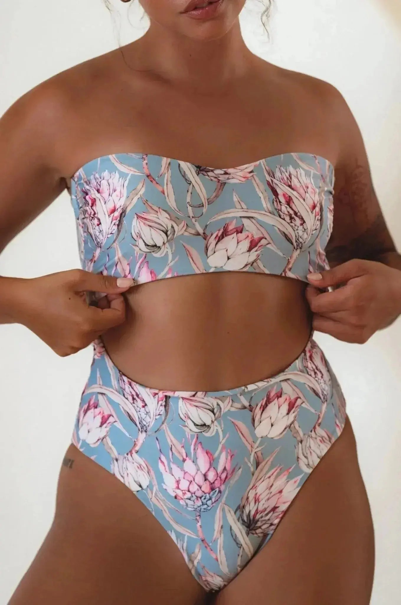 San Leo One Piece Cut-out Swimsuit - Me Chavi - Where Style Blossoms