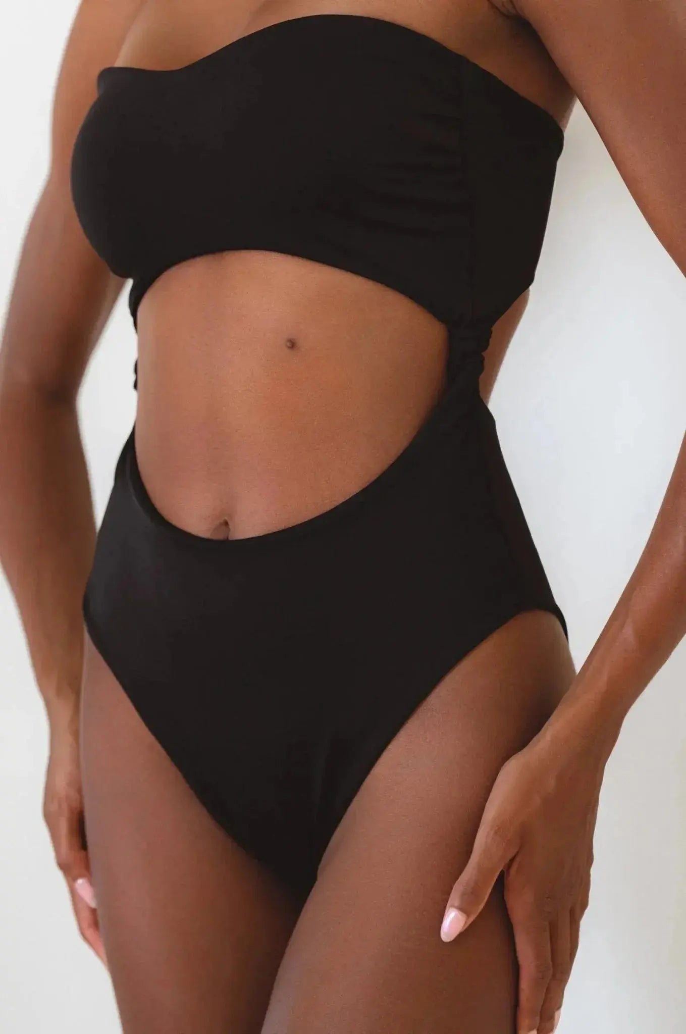 San Leo One Piece Cut-out Swimsuit - Me Chavi - Where Style Blossoms