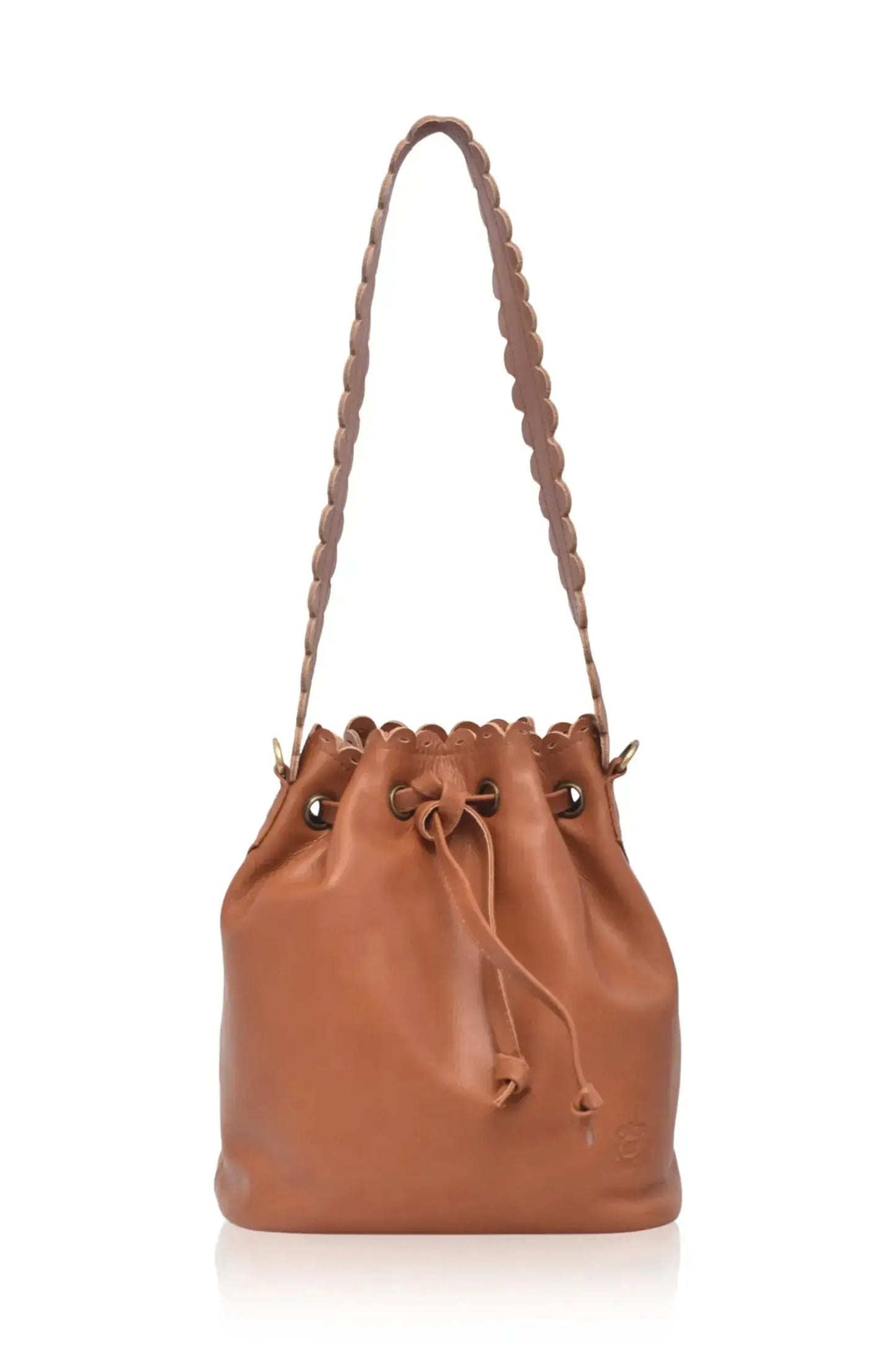 Luisa Scalloped Bucket Bag - Me Chavi - Where Style Blossoms