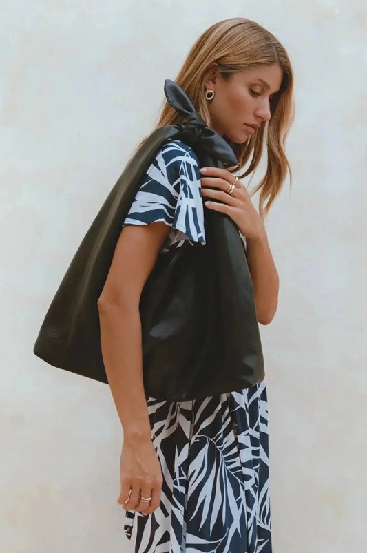 Nudo Knotted Leather Shoulder Bag - Me Chavi - Where Style Blossoms