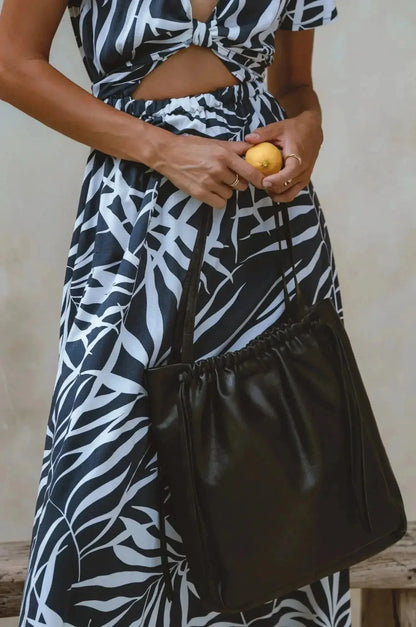 Alessia Leather Tote Bag - Me Chavi - Where Style Blossoms